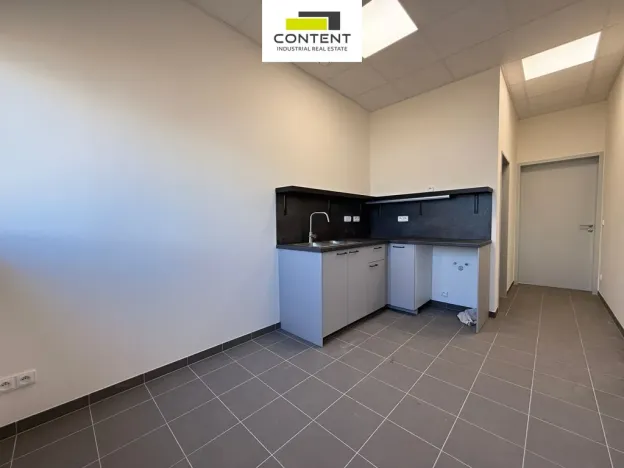 Pronájem výrobních prostor, Kladno - Dubí, Dubská, 1026 m2