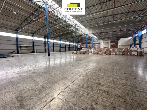 Pronájem skladu, Kněževes, Nad Kovárnou, 4264 m2