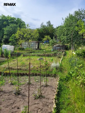 Prodej zahrady, Beroun, 387 m2