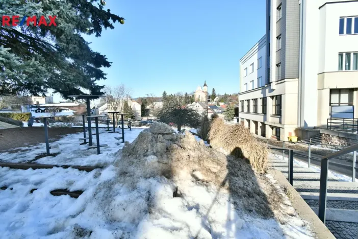 Pronájem bytu 3+1, Nová Paka, Masarykovo náměstí, 93 m2