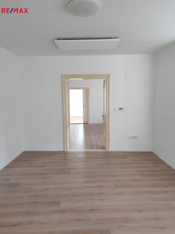 Pronájem bytu 3+1, Nová Paka, Masarykovo náměstí, 93 m2