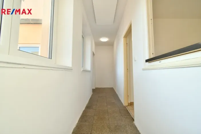 Pronájem bytu 3+1, Nová Paka, Masarykovo náměstí, 93 m2