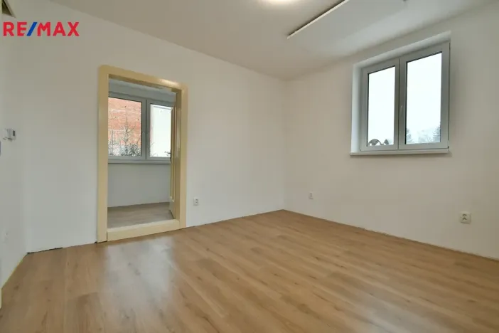 Pronájem bytu 3+1, Nová Paka, Masarykovo náměstí, 93 m2