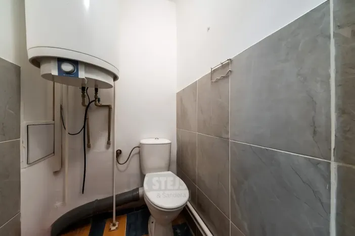 Prodej bytu 3+1, Lišov - Hůrky, 78 m2