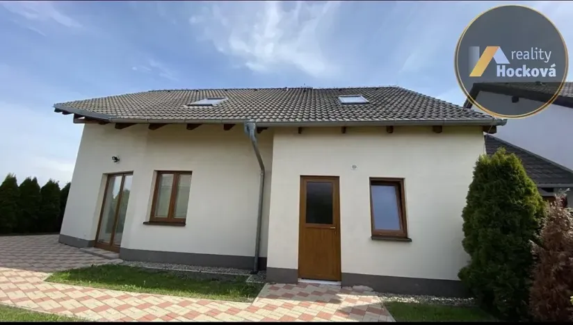 Pronájem rodinného domu, Postřižín, Duhová, 176 m2