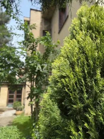 Prodej vily, Praha - Dejvice, Komornická, 290 m2