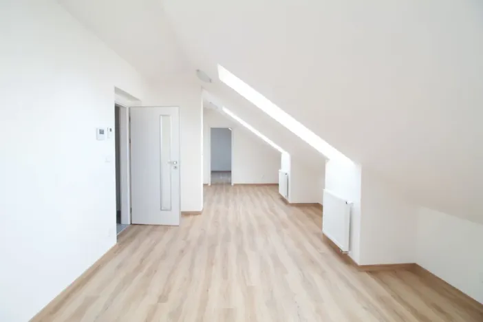 Pronájem bytu 2+kk, Plzeň - Jižní Předměstí, Tovární, 52 m2