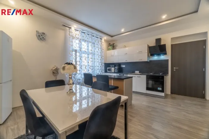 Prodej bytu 3+1, Kralupy nad Vltavou, Čechova, 186 m2