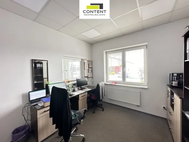 Pronájem skladu, Dubno, 5668 m2