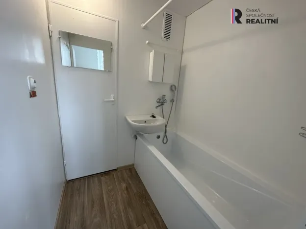 Pronájem bytu 1+1, Sokolov, Švabinského, 41 m2