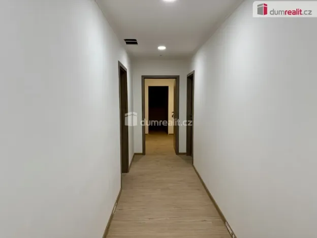 Pronájem bytu 2+kk, Mariánské Lázně - Hamrníky, třída Vítězství, 40 m2