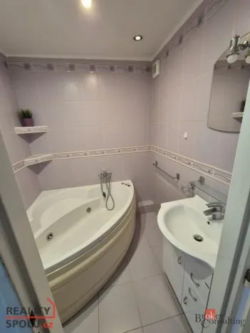 Prodej bytu 3+1, Orlová - Lutyně, F. S. Tůmy, 68 m2