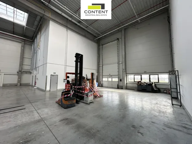 Pronájem výrobních prostor, Zápy, Královická, 2622 m2