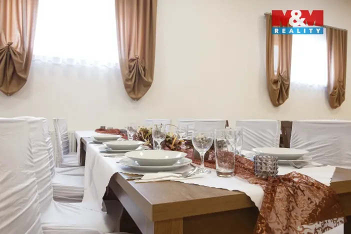 Pronájem restaurace, Vřesina, Ovocná, 635 m2