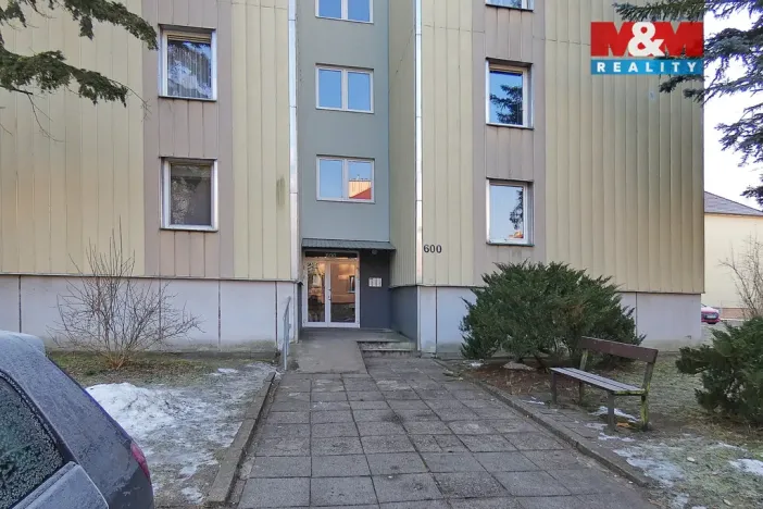 Pronájem bytu 1+kk, Přelouč, K. Čapka, 31 m2