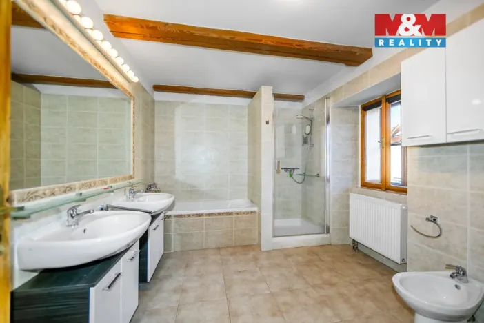 Pronájem zemědělské usedlosti, Dobrovíz, Kladenská, 10270 m2