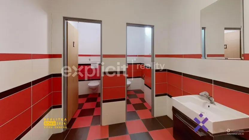 Pronájem kanceláře, Vizovice, Masarykovo nám., 15 m2