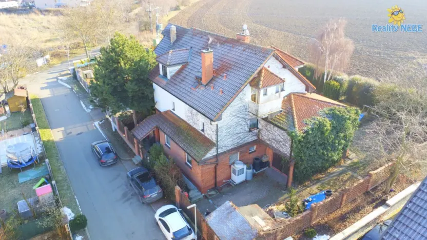 Prodej rodinného domu, Zlatníky-Hodkovice - Hodkovice, Slunečná, 300 m2