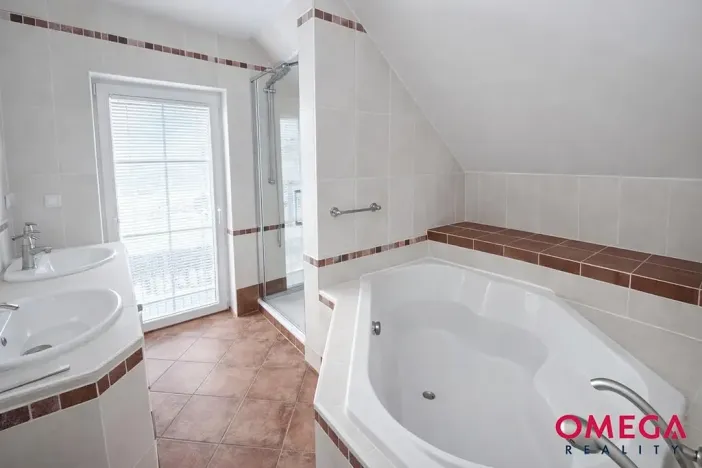 Pronájem rodinného domu, Praha - Ďáblice, Dražetická, 150 m2