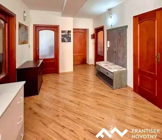 Prodej bytu 4+kk, Blatnice pod Svatým Antonínkem, 135 m2