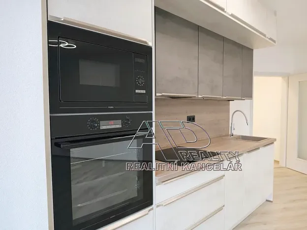 Pronájem bytu 2+kk, České Budějovice, Na Zlaté stoce, 50 m2