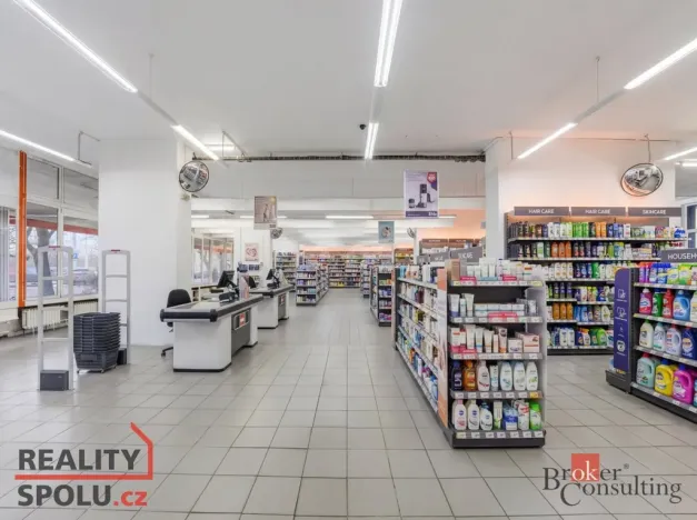 Pronájem obchodního prostoru, Pardubice - Zelené Předměstí, Palackého třída, 395 m2