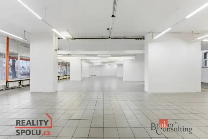 Pronájem obchodního prostoru, Pardubice - Zelené Předměstí, Palackého třída, 395 m2