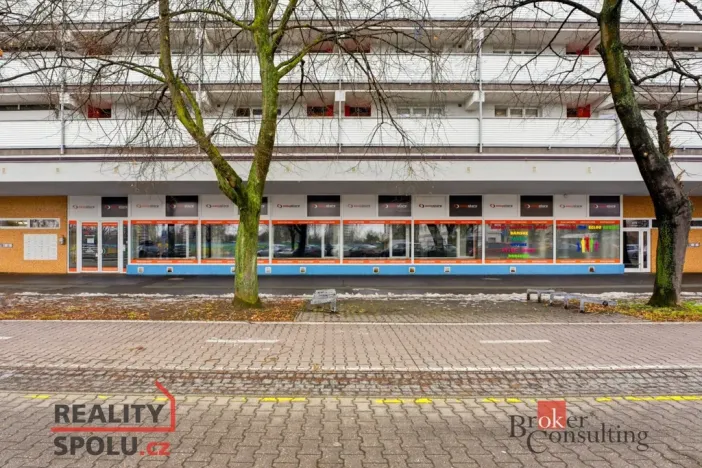 Pronájem obchodního prostoru, Pardubice - Zelené Předměstí, Palackého třída, 395 m2