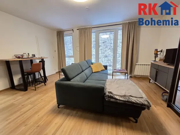 Pronájem bytu 2+kk, Praha - Michle, Pod Stárkou, 38 m2