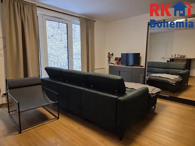 Pronájem bytu 2+kk, Praha - Michle, Pod Stárkou, 38 m2