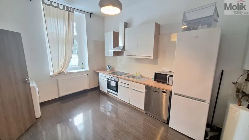 Prodej bytu 3+1, Teplice, Zeyerovo náměstí, 114 m2