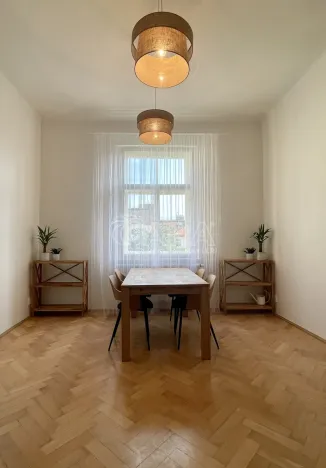 Pronájem bytu 2+1, Praha - Vinohrady, Lužická, 74 m2