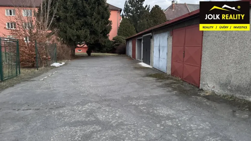 Pronájem garáže, Opava, Hobzíkova, 15 m2