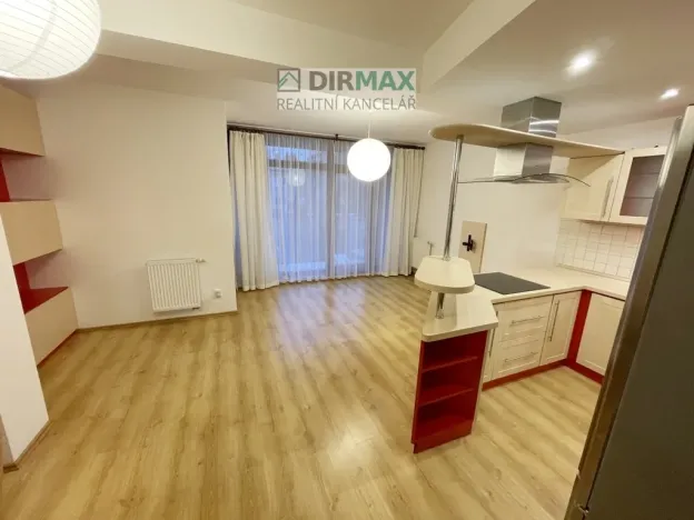 Pronájem bytu 2+kk, Plzeň - Jižní Předměstí, Majerova, 75 m2