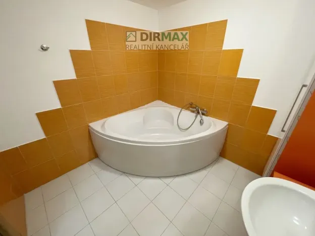 Pronájem bytu 2+kk, Plzeň - Jižní Předměstí, Majerova, 75 m2