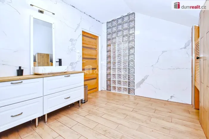 Prodej rodinného domu, Nučice, U háječku, 125 m2