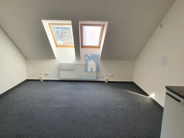 Pronájem kanceláře, Praha, Zbraslavská, 87 m2