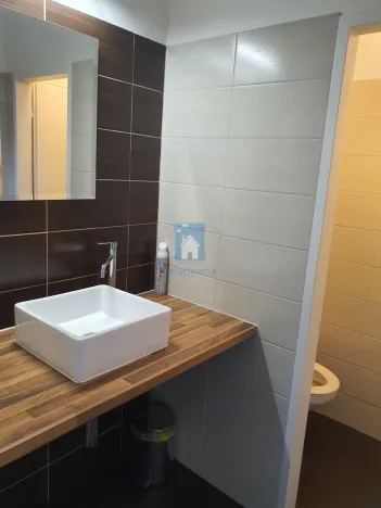 Pronájem kanceláře, Praha, Zbraslavská, 87 m2