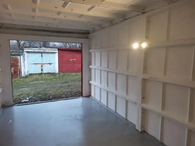 Pronájem garáže, Kolín - Kolín II, V Kasárnách, 19 m2