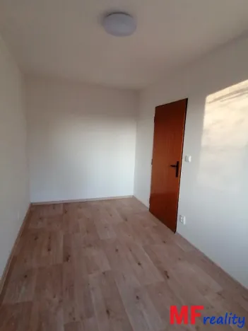 Pronájem bytu 3+1, Hradec Králové, Třebechovická, 66 m2