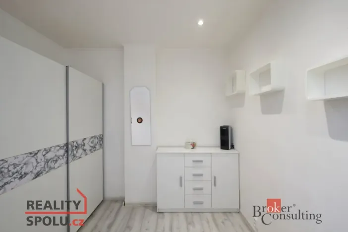 Prodej bytu 1+1, Smržovka, Hlavní, 26 m2