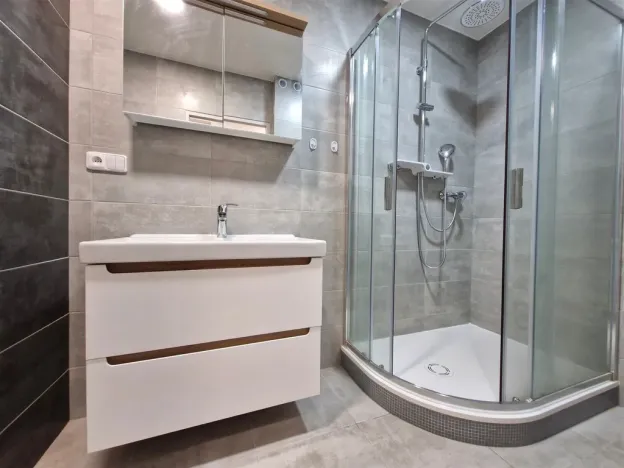 Pronájem bytu 2+1, Ústí nad Labem - Bukov, Dukelských hrdinů, 52 m2