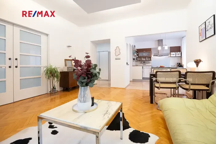 Prodej bytu 2+kk, Praha - Holešovice, Tovární, 77 m2