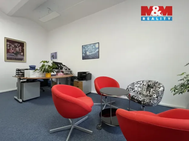 Pronájem kanceláře, Praha - Karlín, Sokolovská, 174 m2
