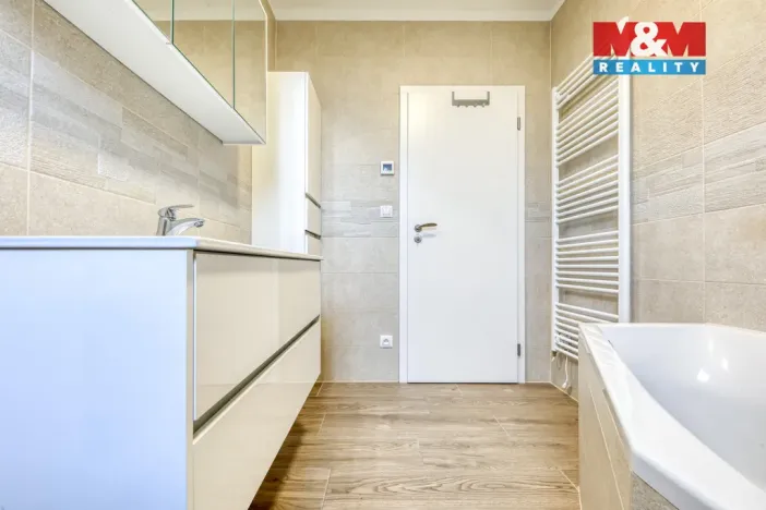 Prodej bytu 4+kk, Vochov, 82 m2