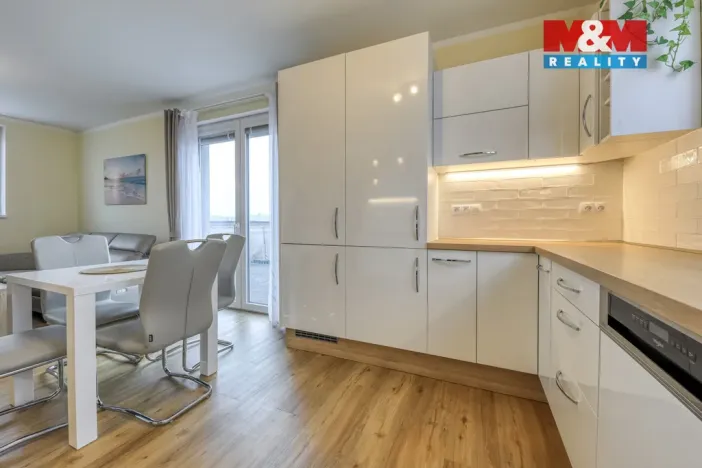 Prodej bytu 4+kk, Vochov, 82 m2