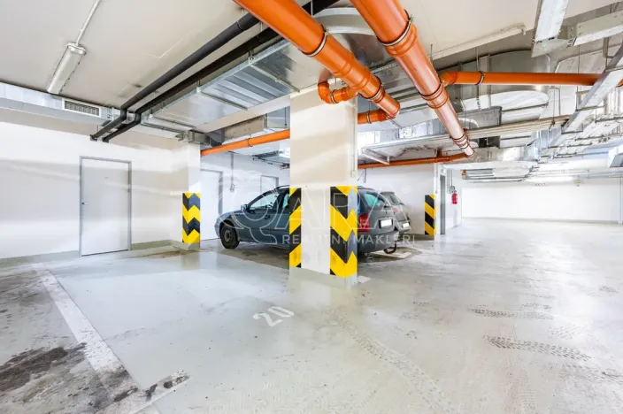 Pronájem bytu 2+kk, Praha - Dejvice, Lindleyova, 44 m2