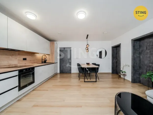 Prodej bytu 3+kk, Ostrava, Kasalického, 81 m2