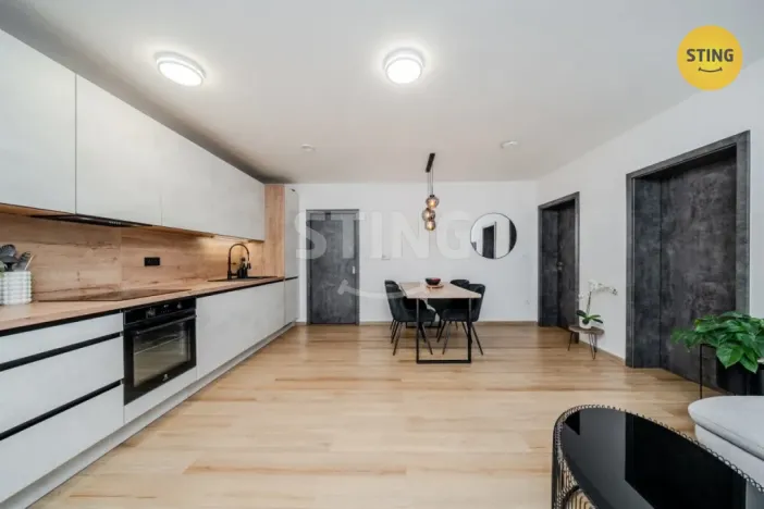 Prodej bytu 3+kk, Ostrava, Kasalického, 81 m2