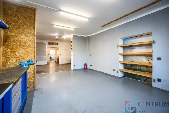 Pronájem obchodního prostoru, Liberec - Liberec XV-Starý Harcov, Svobody, 176 m2